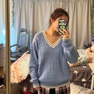 Brandy Melville blue sweater